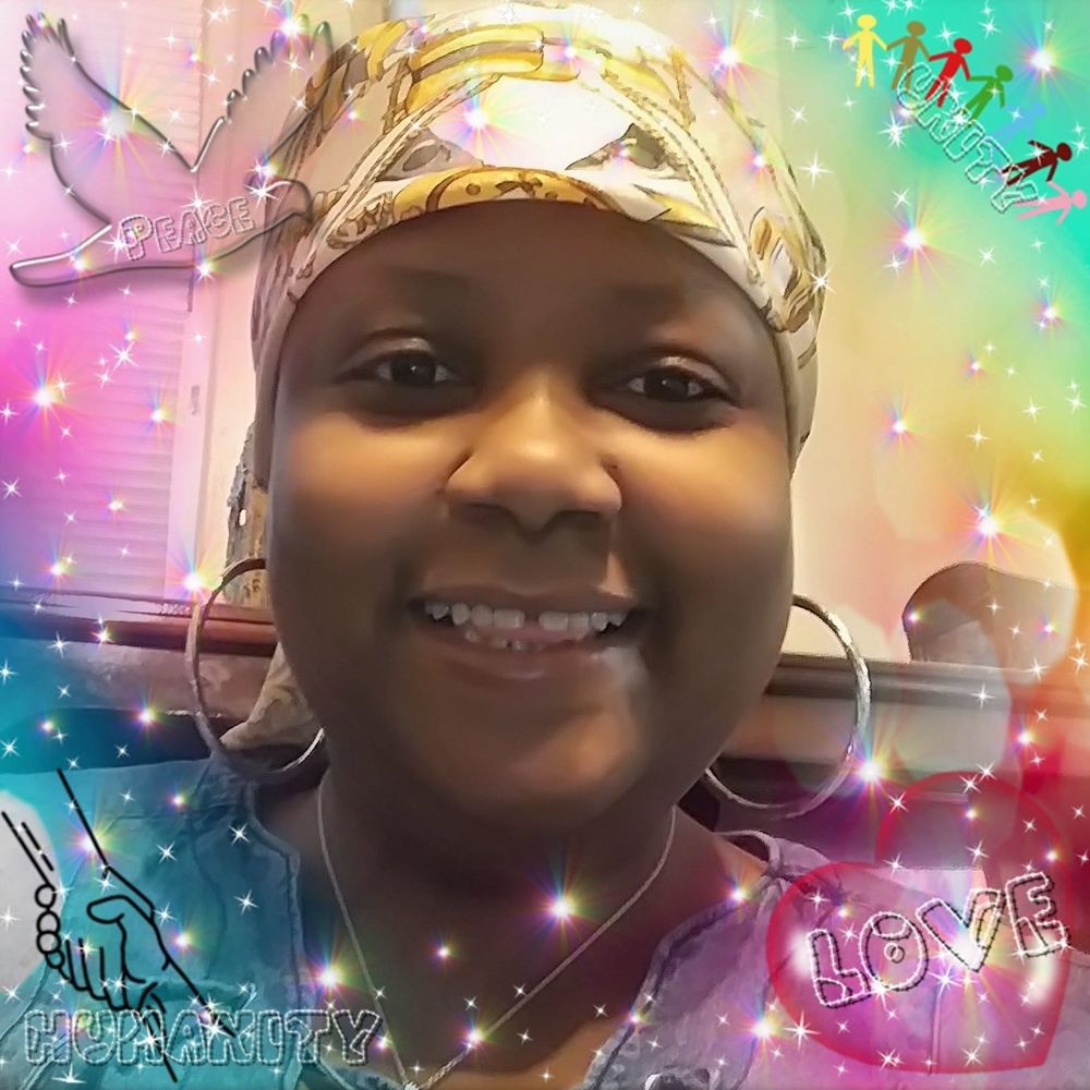 Meet your Posher, Dana